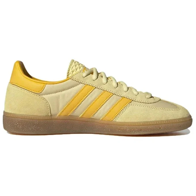 Adidas Handball Spezial ”Almost Yellow”