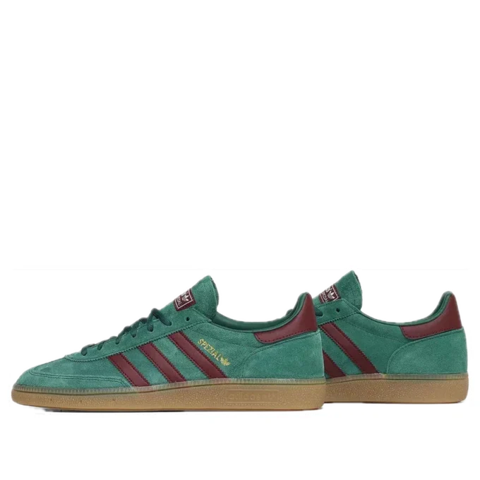 Adidas Handball Spezial ”Collegiate Green Shadow Red”
